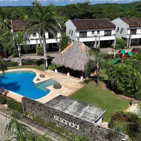Full Condo In Tamarindo, Cr